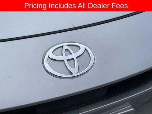 Used 2025 Toyota Prius LE FWD image 13