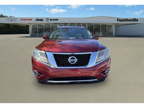 Used 2015 Nissan Pathfinder Platinum w/ Family Entertainment Package image 8