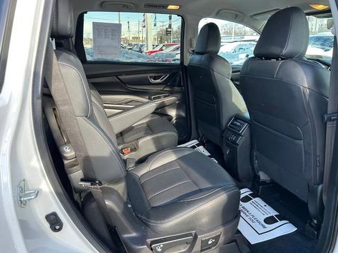 Used 2024 Subaru Ascent Limited image 28