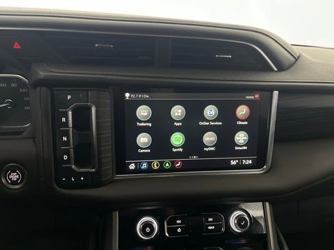 Used 2021 GMC Yukon Denali w/ Denali Premium Package image 50