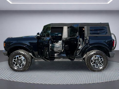 Used 2022 Ford Bronco Outer Banks AWD/4WD image 13