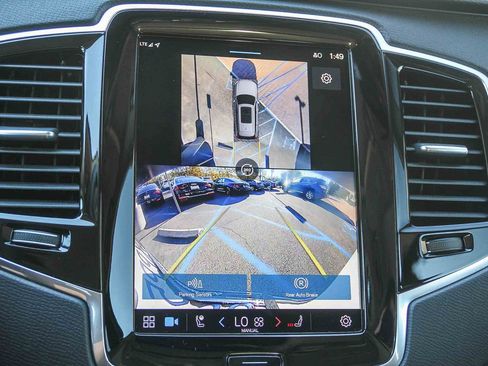 Used 2024 Volvo XC90 T8 Plus w/ Protection Package Premier image 27