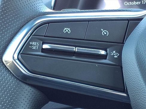 New 2026 Chevrolet Equinox EV LT image 7