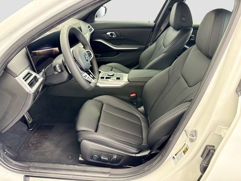 New 2026 BMW 330i Sedan w/ M Sport Package RWD image 18