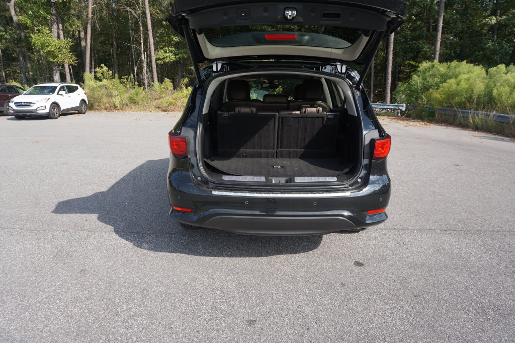 Used 2020 INFINITI QX60 Luxe w/ Essential Package FWD image 18