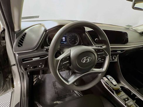 Used 2023 Hyundai Sonata SEL w/ Cargo Package image 11