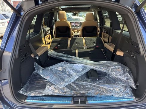 New 2026 Mercedes-Benz GLS 450 4MATIC image 33