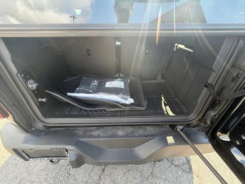 Used 2023 Ford Bronco Outer Banks AWD/4WD image 43