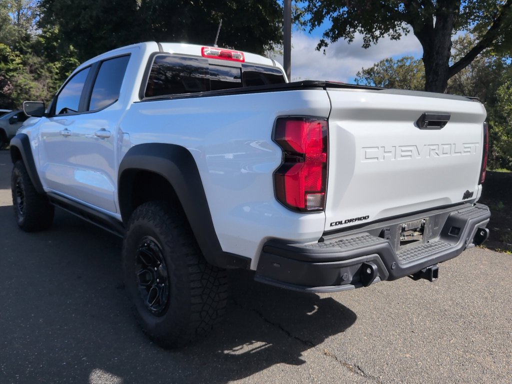 Used 2024 Chevrolet Colorado ZR2 w/ ZR2 Bison Edition AWD/4WD image 5