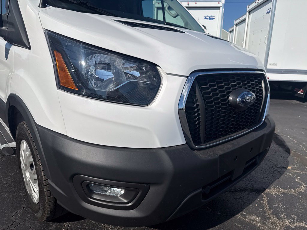 Used 2025 Ford Transit 250 Low Roof w/ Exterior Upgrade Package RWD image 13