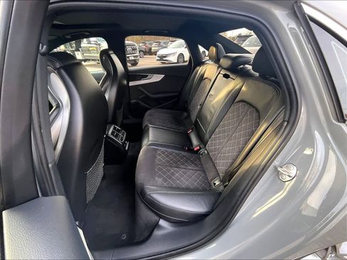 Used 2019 Audi S4 Premium Plus w/ Premium Plus Package AWD/4WD image 15
