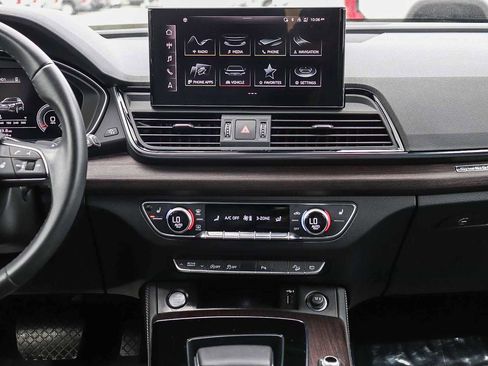 Used 2022 Audi Q5 2.0T Premium Plus image 17