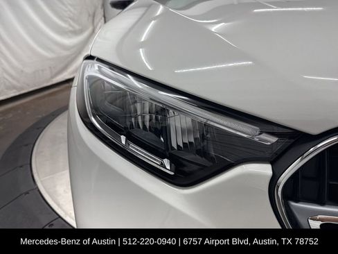 Used 2026 Mercedes-Benz GLC 300 4MATIC image 11