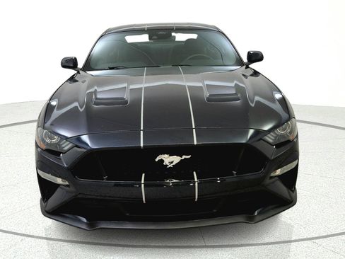 Used 2021 Ford Mustang GT RWD image 2
