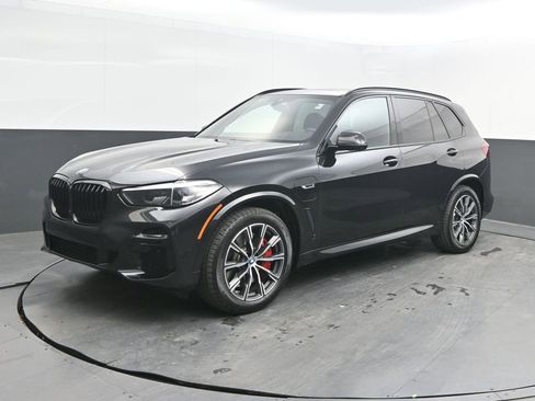 Certified 2023 BMW X5 xDrive45e w/ M Sport Package image 1
