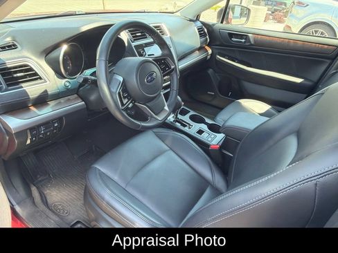 Used 2019 Subaru Outback 3.6R Limited AWD/4WD image 7