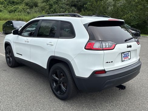 Used 2020 Jeep Cherokee Latitude Plus AWD/4WD image 3
