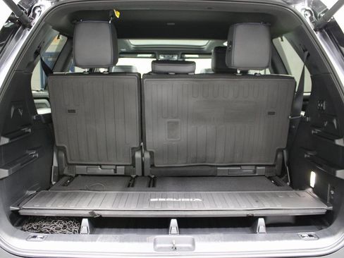 Used 2025 Toyota Sequoia Platinum image 36