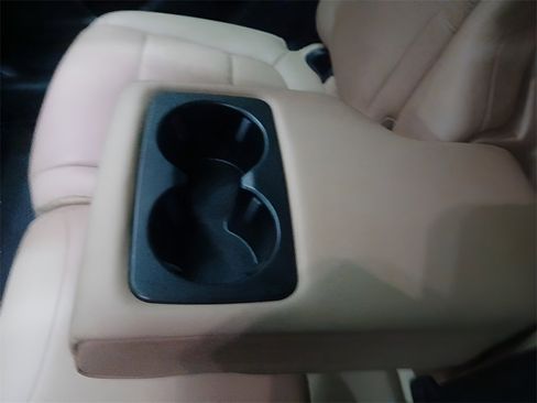 Used 2021 Lincoln Corsair Reserve image 20