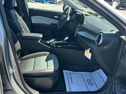 New 2026 Chevrolet Trax LT w/ Sunroof Package image 44