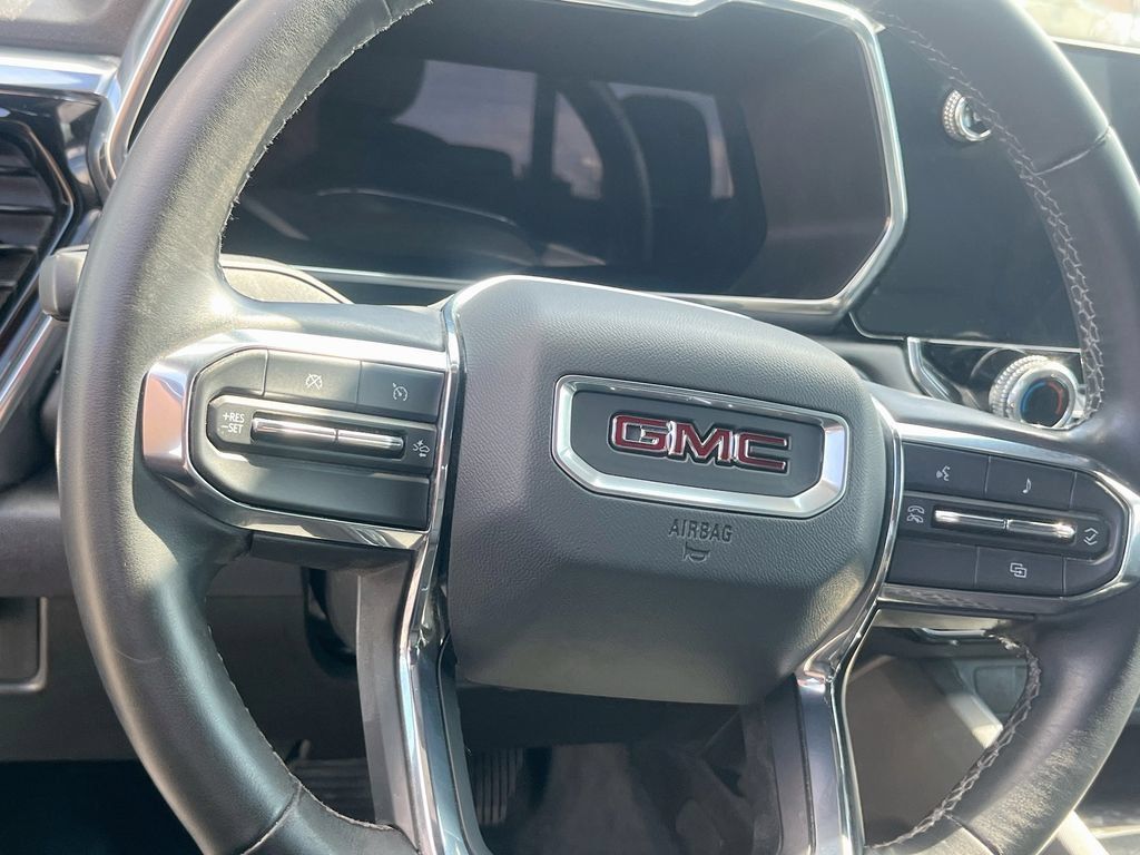 Used 2023 GMC Canyon Elevation w/ Elevation Premium Package AWD/4WD image 11