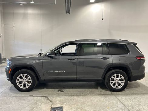Used 2022 Jeep Grand Cherokee L Limited w/ Trailer Tow Group (B) image 9