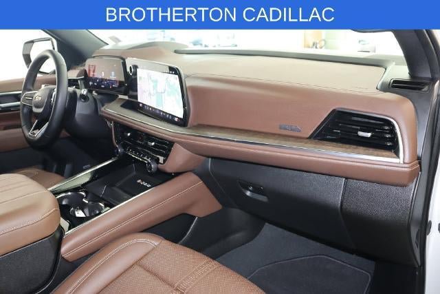 Used 2025 Chevrolet Tahoe High Country AWD/4WD image 31