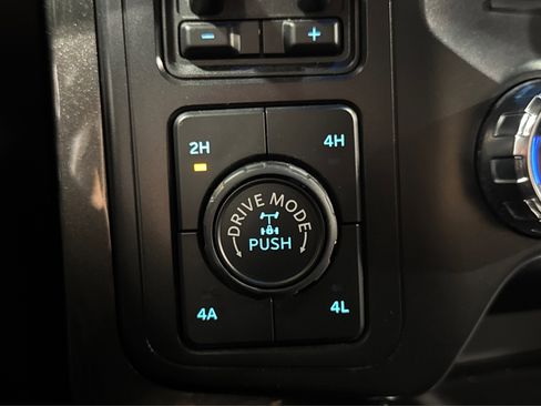 Used 2021 Ford F150 Lariat w/ Equipment Group 502A High image 36