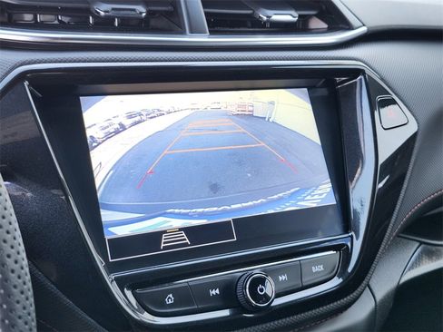 Used 2023 Chevrolet TrailBlazer RS w/ Convenience Package image 19