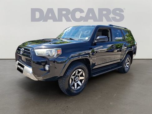 Used 2020 Toyota 4Runner TRD Off-Road AWD/4WD image 3