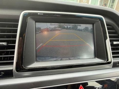 Used 2018 Hyundai Sonata SE FWD image 10