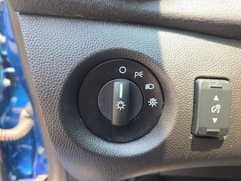 Used 2019 Ford Fiesta SE image 17