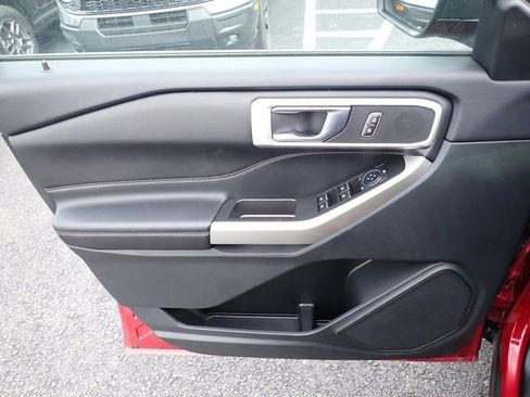 Certified 2023 Ford Explorer XLT w/ Equipment Group 202A image 21