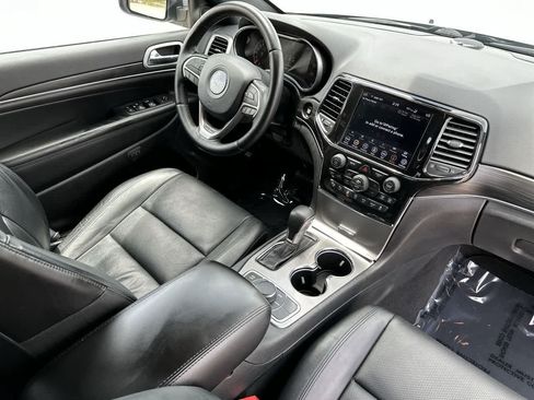 Used 2021 Jeep Grand Cherokee Limited w/ Luxury Group II AWD/4WD image 25
