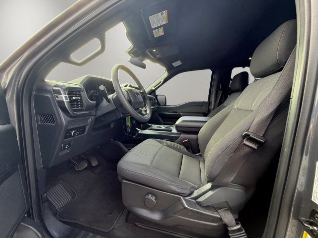 Used 2024 Ford F150 STX RWD image 9