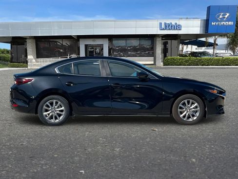 Used 2025 MAZDA MAZDA3 s image 9