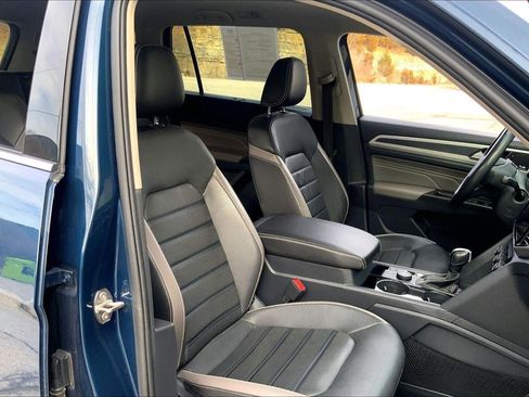 Used 2023 Volkswagen Atlas SEL Premium image 7
