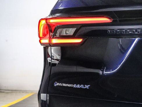 Certified 2024 Toyota Grand Highlander AWD Hybrid image 12