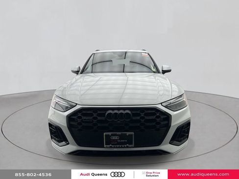 Used 2025 Audi Q5 2.0T Premium Plus w/ Premium Plus Package AWD/4WD image 2
