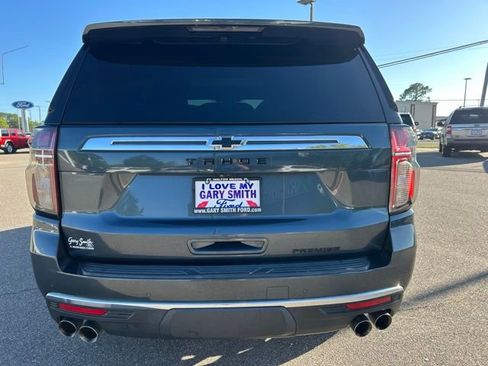 Used 2021 Chevrolet Tahoe Premier w/ Premium Package RWD image 7