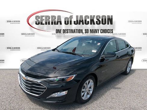 Used 2019 Chevrolet Malibu LT w/ Driver Confidence Package II FWD image 4