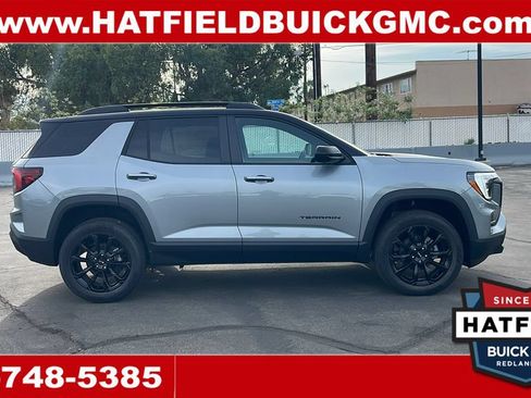 New 2027 GMC Terrain Elevation w/ Elevation Premium Package FWD image 6