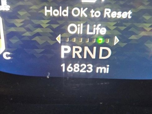 Used 2018 Jeep Wrangler Unlimited Sahara image 19