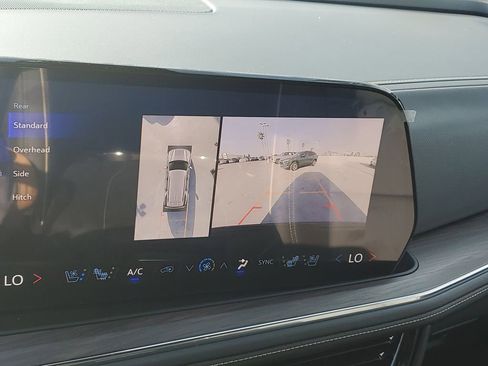 Used 2025 Chevrolet Tahoe Premier image 27