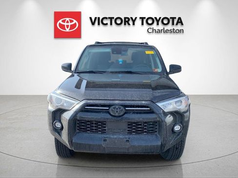 Used 2022 Toyota 4Runner SR5 image 7