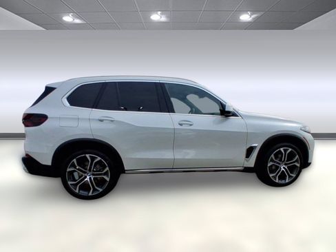 Used 2026 BMW X5 xDrive40i w/ Climate Comfort Package AWD/4WD image 7
