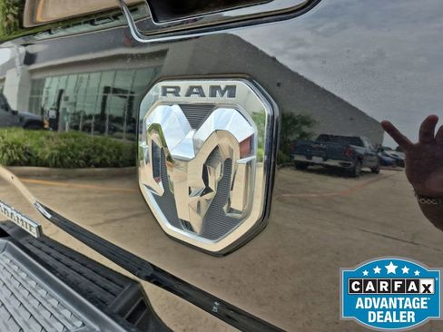 Used 2024 RAM 2500 Laramie image 30