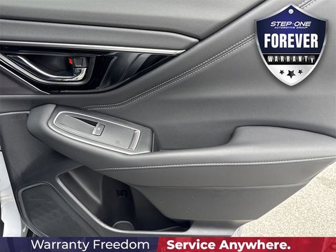 New 2025 Subaru Outback Limited image 38