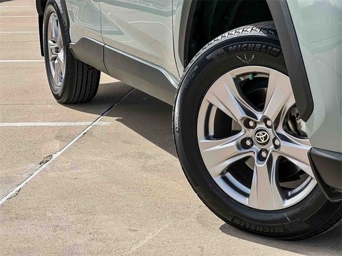 Used 2023 Toyota RAV4 XLE image 9