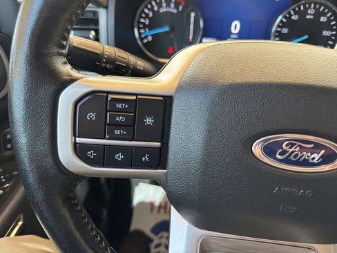 Used 2022 Ford Expedition XLT AWD/4WD image 27